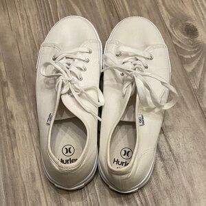 Hurley Women's Size 9 Comfy White Sneakers